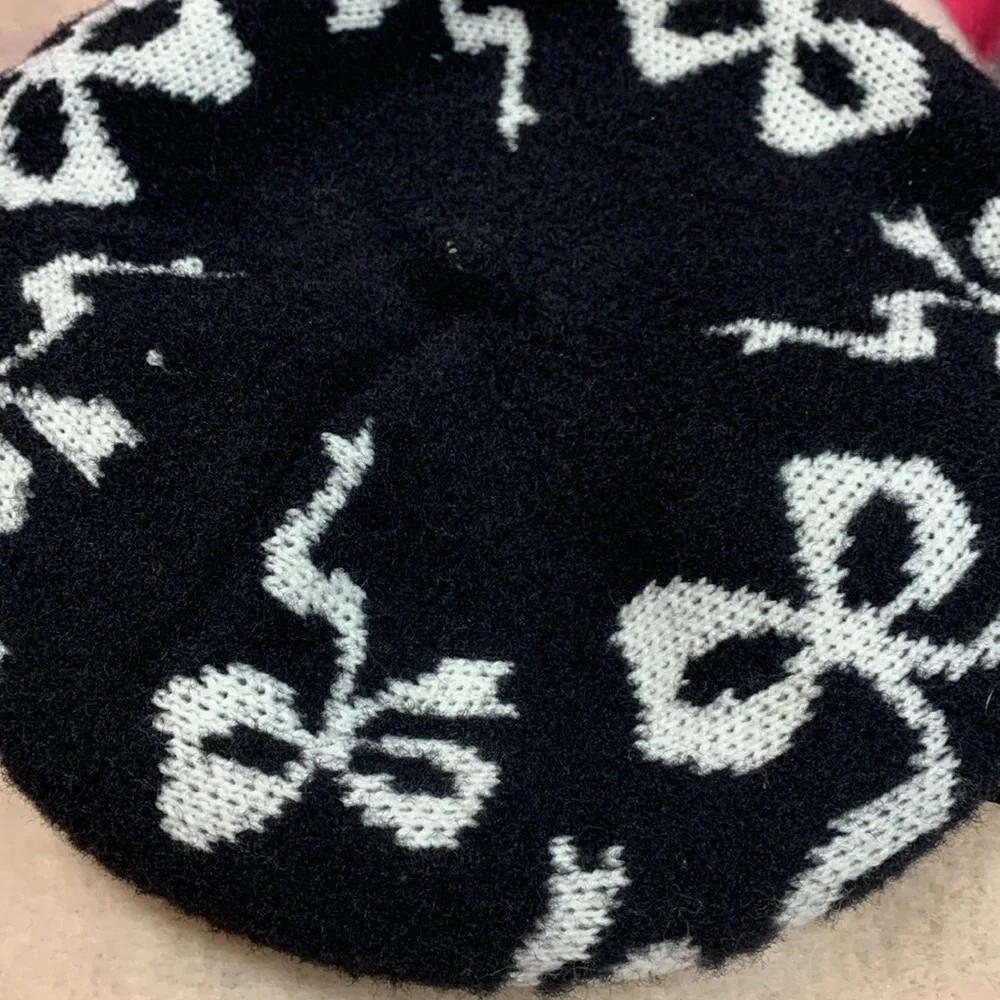 Anthropologie Maeve auxin Bow Beret one size
